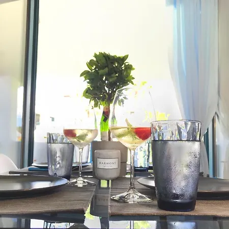 Minimal With Pool In Siviri, 150m From The Sea Vakantiehuis