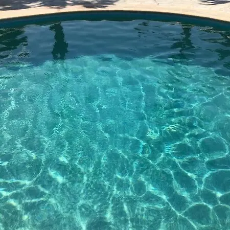 Case de vacanță Minimal With Pool In Siviri, 150m From The Sea