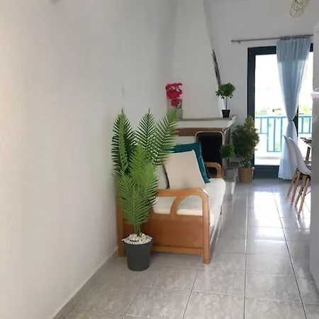 Case de vacanță Minimal With Pool In Siviri, 150m From The Sea *