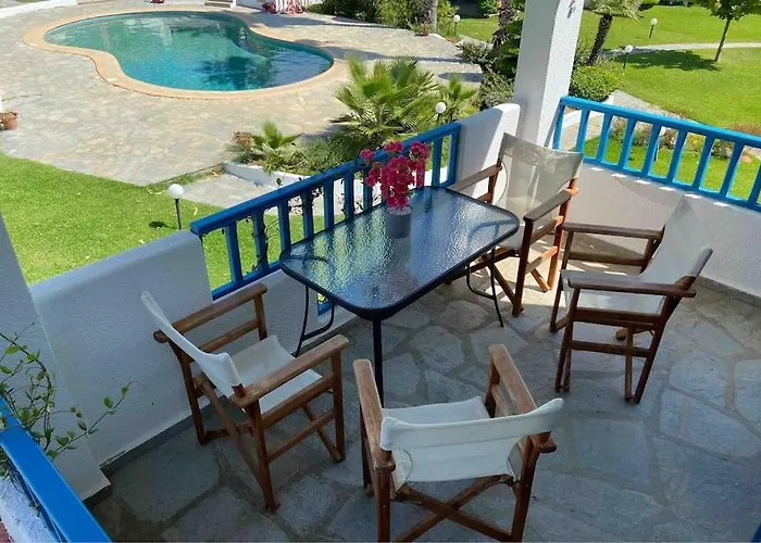Сasa de vacaciones Minimal With Pool In Siviri, 150m From The Sea *